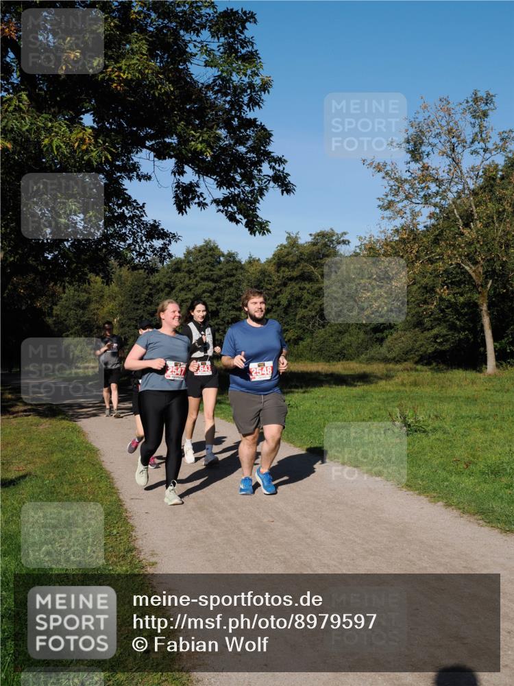 28.09.2025 - 33. Volkslauf durch das schöne Alstertal Fabian Wolf http://msf.ph/oto/8979597 28.09.2025 10:27:41 Laufen 2548 meine-sportfotos.de