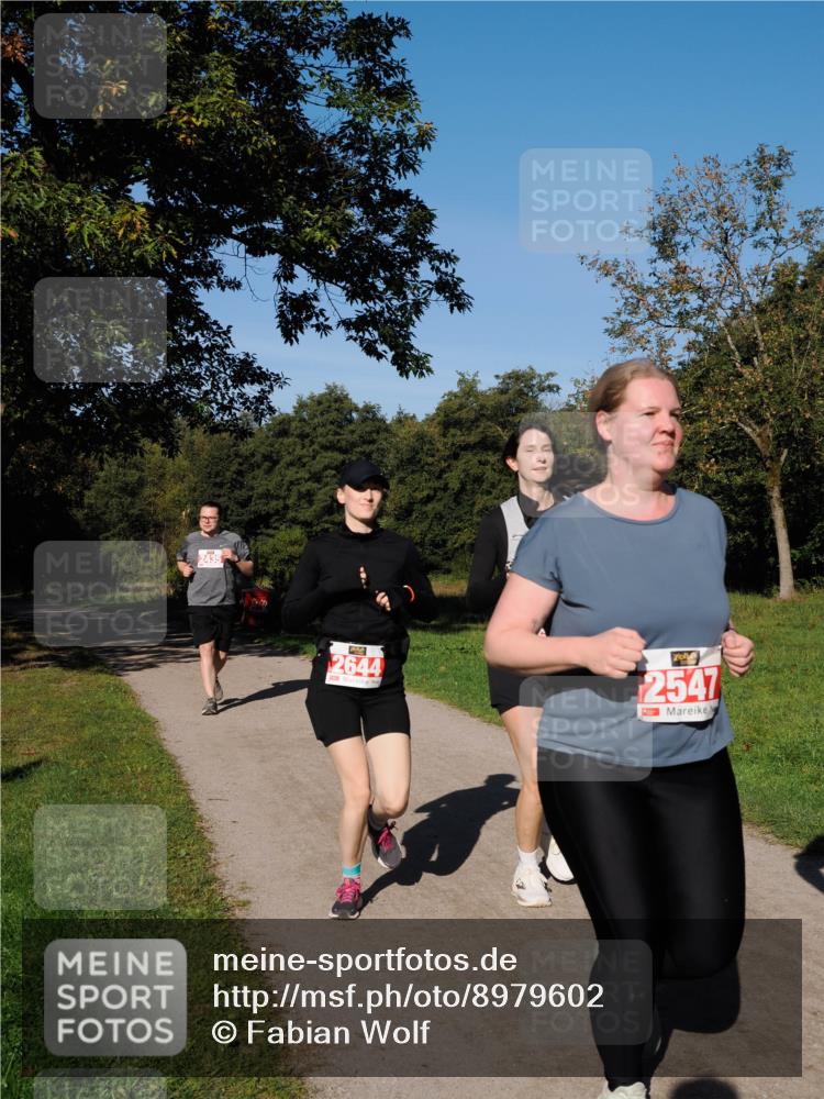 28.09.2025 - 33. Volkslauf durch das schöne Alstertal Fabian Wolf http://msf.ph/oto/8979602 28.09.2025 10:27:43 Laufen 2435, 644, 2547 meine-sportfotos.de