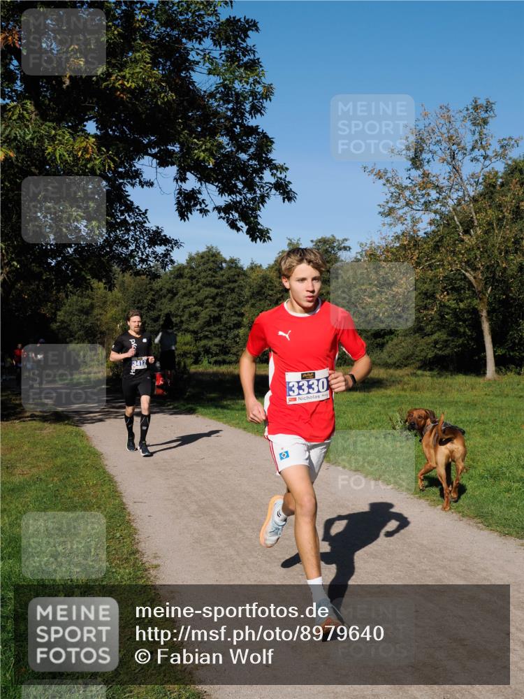 28.09.2025 - 33. Volkslauf durch das schöne Alstertal Fabian Wolf http://msf.ph/oto/8979640 28.09.2025 10:33:24 Laufen 3330 meine-sportfotos.de