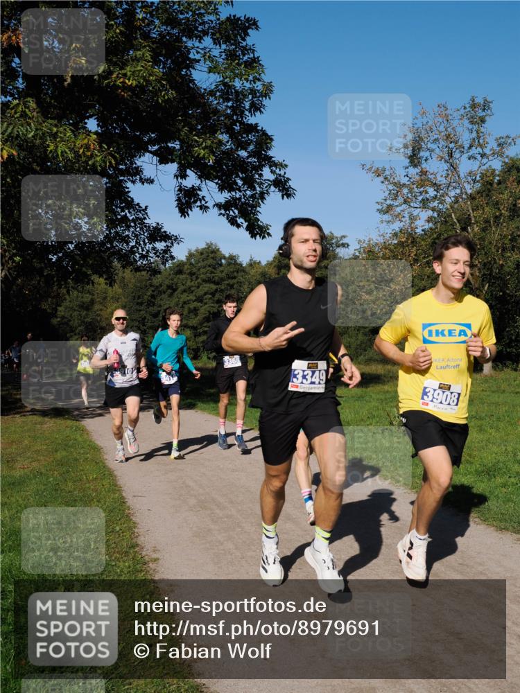 28.09.2025 - 33. Volkslauf durch das schöne Alstertal Fabian Wolf http://msf.ph/oto/8979691 28.09.2025 10:33:37 Laufen 3368, 3349, 3908 meine-sportfotos.de