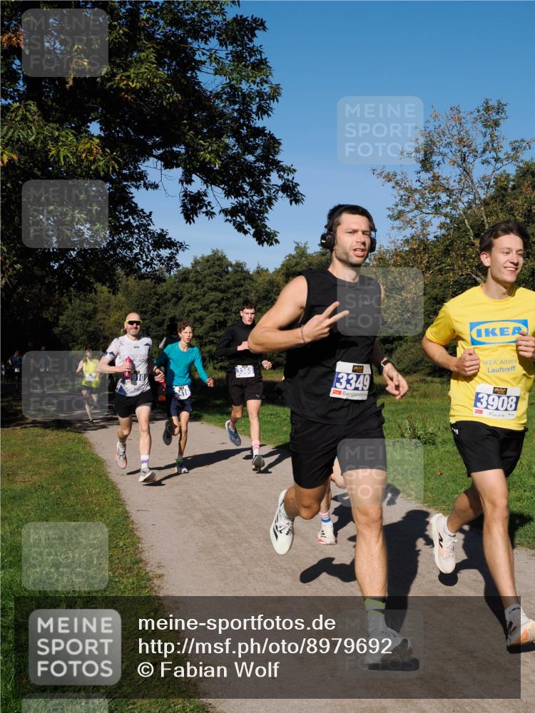 28.09.2025 - 33. Volkslauf durch das schöne Alstertal Fabian Wolf http://msf.ph/oto/8979692 28.09.2025 10:33:37 Laufen 3368, 3349, 3908 meine-sportfotos.de