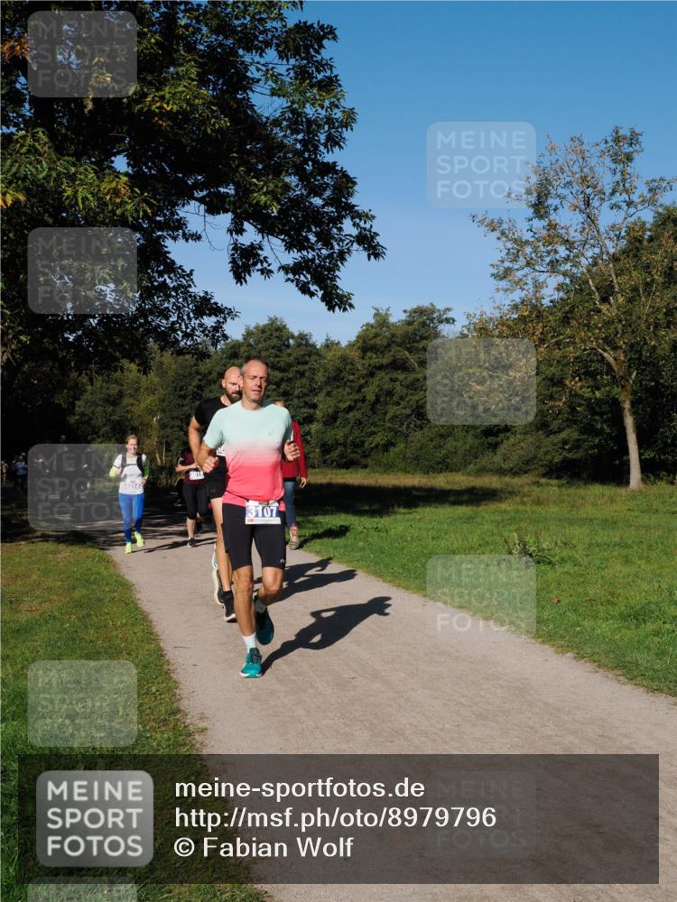 28.09.2025 - 33. Volkslauf durch das schöne Alstertal Fabian Wolf http://msf.ph/oto/8979796 28.09.2025 10:34:14 Laufen 3314, 3107 meine-sportfotos.de