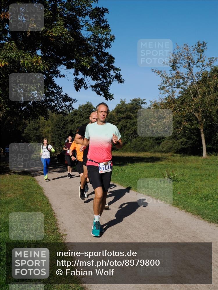 28.09.2025 - 33. Volkslauf durch das schöne Alstertal Fabian Wolf http://msf.ph/oto/8979800 28.09.2025 10:34:14 Laufen 3314, 3107 meine-sportfotos.de