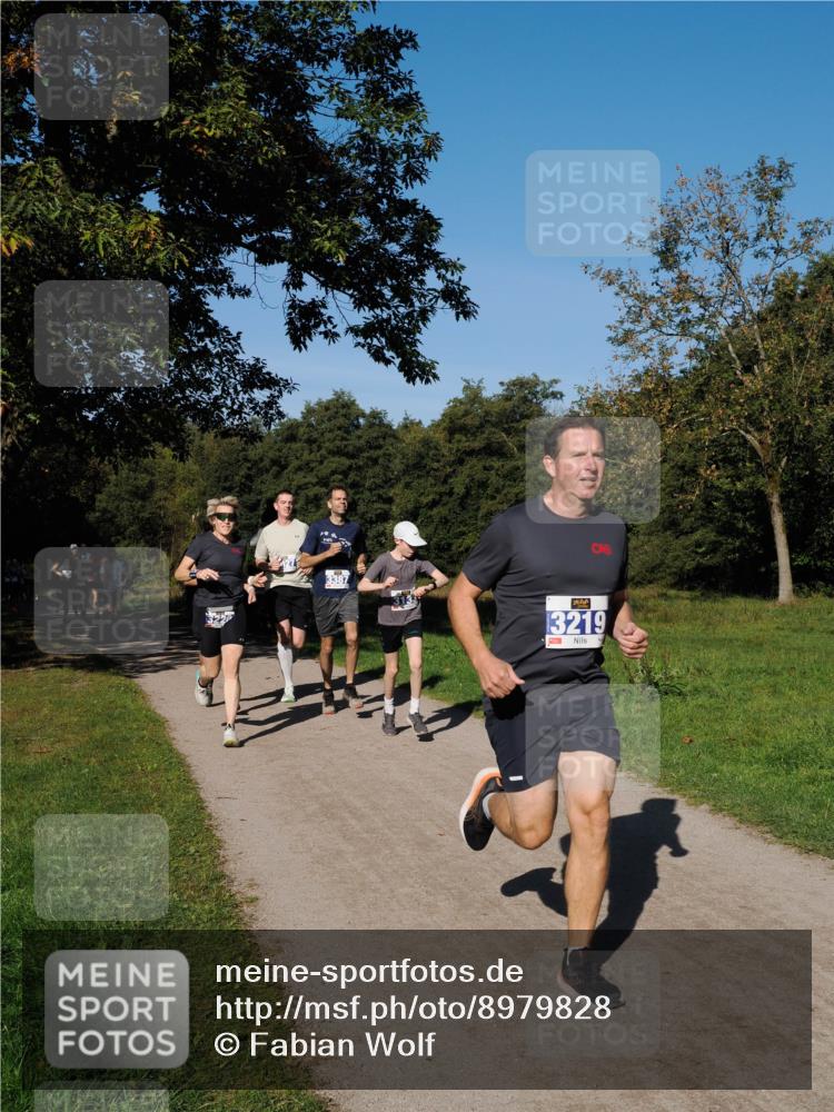 28.09.2025 - 33. Volkslauf durch das schöne Alstertal Fabian Wolf http://msf.ph/oto/8979828 28.09.2025 10:34:20 Laufen 3387, 3219 meine-sportfotos.de