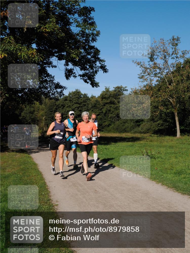 28.09.2025 - 33. Volkslauf durch das schöne Alstertal Fabian Wolf http://msf.ph/oto/8979858 28.09.2025 10:34:27 Laufen  meine-sportfotos.de