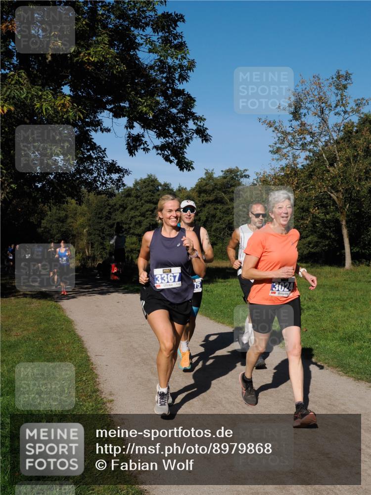 28.09.2025 - 33. Volkslauf durch das schöne Alstertal Fabian Wolf http://msf.ph/oto/8979868 28.09.2025 10:34:28 Laufen 3367, 75, 13024 meine-sportfotos.de