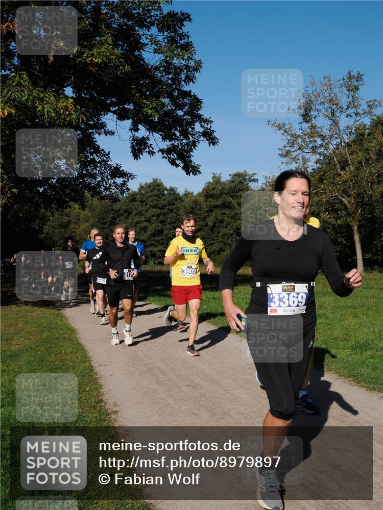 28.09.2025 - 33. Volkslauf durch das schöne Alstertal Fabian Wolf http://msf.ph/oto/8979897 28.09.2025 10:34:36 Laufen 308, 3172, 3909, 3369, 1 meine-sportfotos.de
