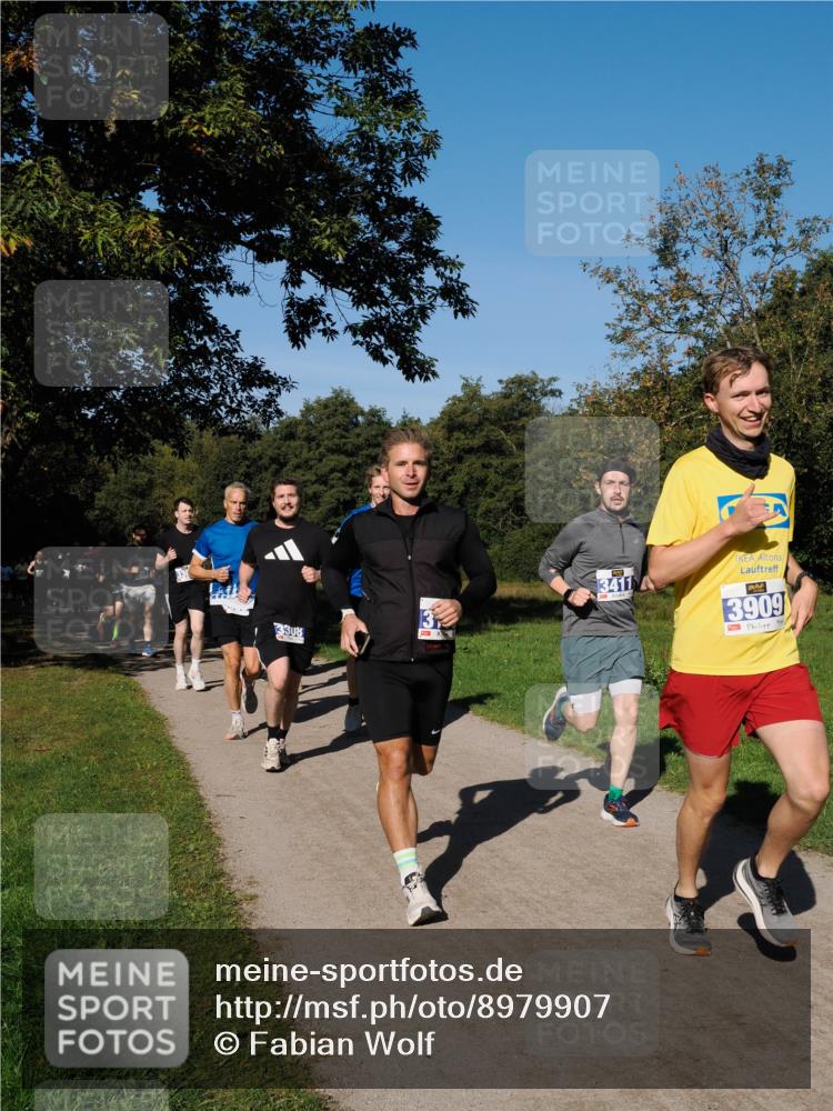 28.09.2025 - 33. Volkslauf durch das schöne Alstertal Fabian Wolf http://msf.ph/oto/8979907 28.09.2025 10:34:37 Laufen 13, 3308, 3411, 3909 meine-sportfotos.de