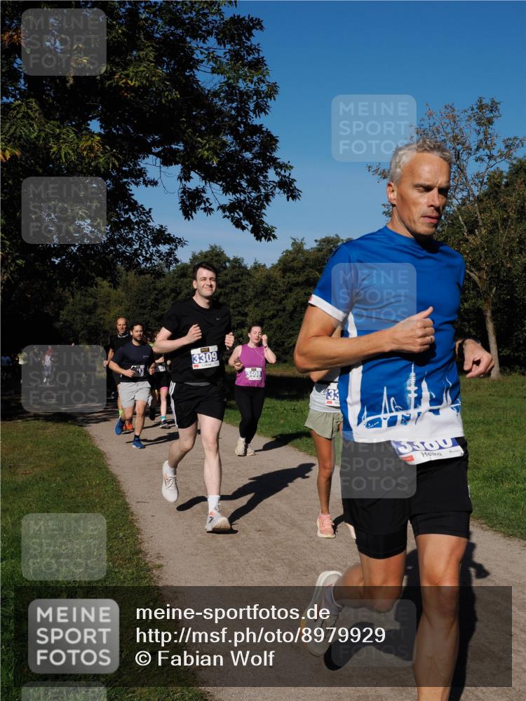 28.09.2025 - 33. Volkslauf durch das schöne Alstertal Fabian Wolf http://msf.ph/oto/8979929 28.09.2025 10:34:40 Laufen  meine-sportfotos.de