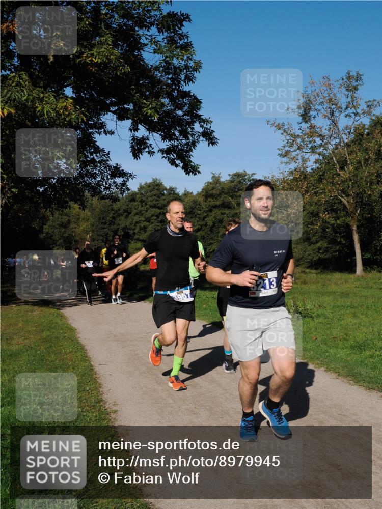 28.09.2025 - 33. Volkslauf durch das schöne Alstertal Fabian Wolf http://msf.ph/oto/8979945 28.09.2025 10:34:42 Laufen 3213 meine-sportfotos.de