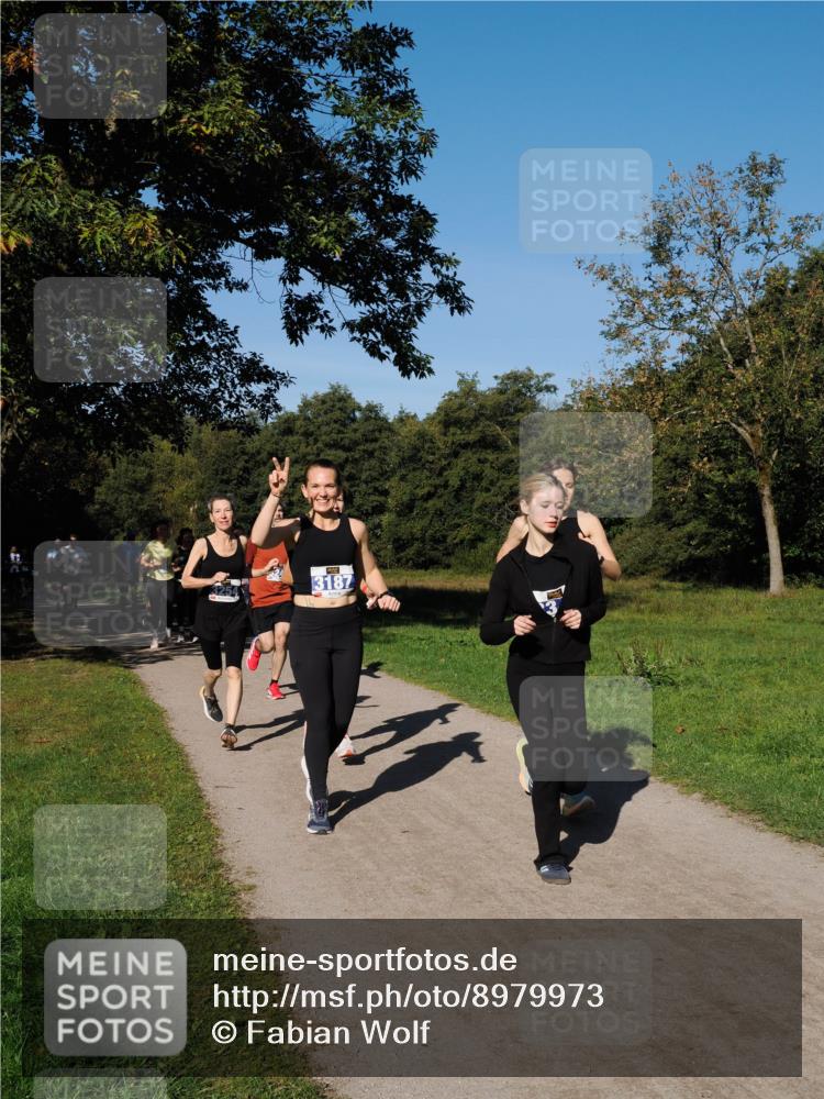 28.09.2025 - 33. Volkslauf durch das schöne Alstertal Fabian Wolf http://msf.ph/oto/8979973 28.09.2025 10:34:47 Laufen 3187 meine-sportfotos.de