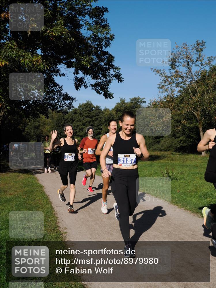 28.09.2025 - 33. Volkslauf durch das schöne Alstertal Fabian Wolf http://msf.ph/oto/8979980 28.09.2025 10:34:48 Laufen 3254, 3187 meine-sportfotos.de
