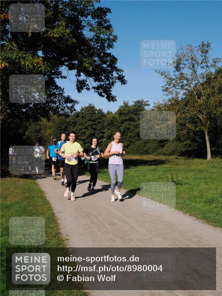28.09.2025 - 33. Volkslauf durch das schöne Alstertal Fabian Wolf http://msf.ph/oto/8980004 28.09.2025 10:34:50 Laufen  meine-sportfotos.de
