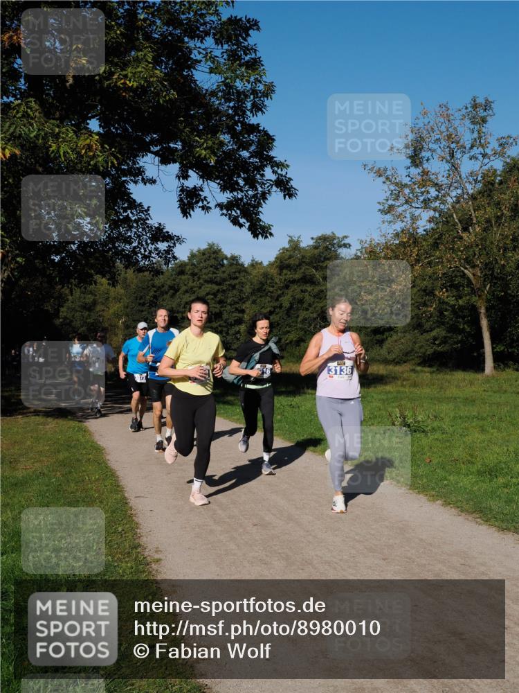 28.09.2025 - 33. Volkslauf durch das schöne Alstertal Fabian Wolf http://msf.ph/oto/8980010 28.09.2025 10:34:51 Laufen 3188, 3136 meine-sportfotos.de