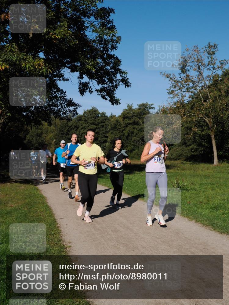 28.09.2025 - 33. Volkslauf durch das schöne Alstertal Fabian Wolf http://msf.ph/oto/8980011 28.09.2025 10:34:51 Laufen 3116, 13136 meine-sportfotos.de
