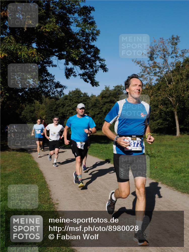 28.09.2025 - 33. Volkslauf durch das schöne Alstertal Fabian Wolf http://msf.ph/oto/8980028 28.09.2025 10:34:53 Laufen 3931, 31887, 372 meine-sportfotos.de