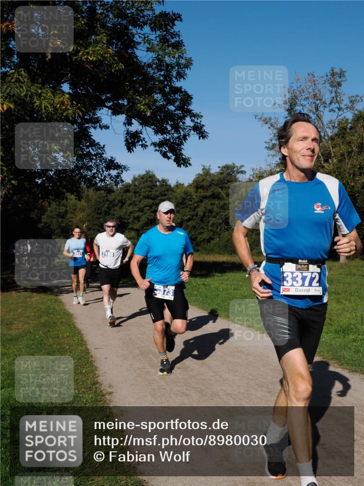 28.09.2025 - 33. Volkslauf durch das schöne Alstertal Fabian Wolf http://msf.ph/oto/8980030 28.09.2025 10:34:53 Laufen 3188, 373, 13372 meine-sportfotos.de
