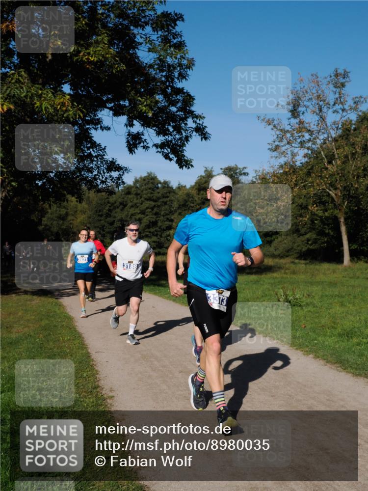 28.09.2025 - 33. Volkslauf durch das schöne Alstertal Fabian Wolf http://msf.ph/oto/8980035 28.09.2025 10:34:54 Laufen 3188 meine-sportfotos.de