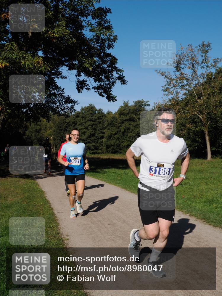 28.09.2025 - 33. Volkslauf durch das schöne Alstertal Fabian Wolf http://msf.ph/oto/8980047 28.09.2025 10:34:55 Laufen 3931, 3188 meine-sportfotos.de