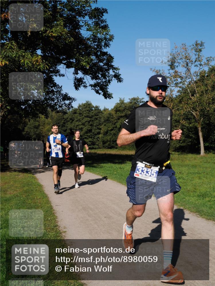28.09.2025 - 33. Volkslauf durch das schöne Alstertal Fabian Wolf http://msf.ph/oto/8980059 28.09.2025 10:35:00 Laufen 3071, 200, 3335 meine-sportfotos.de