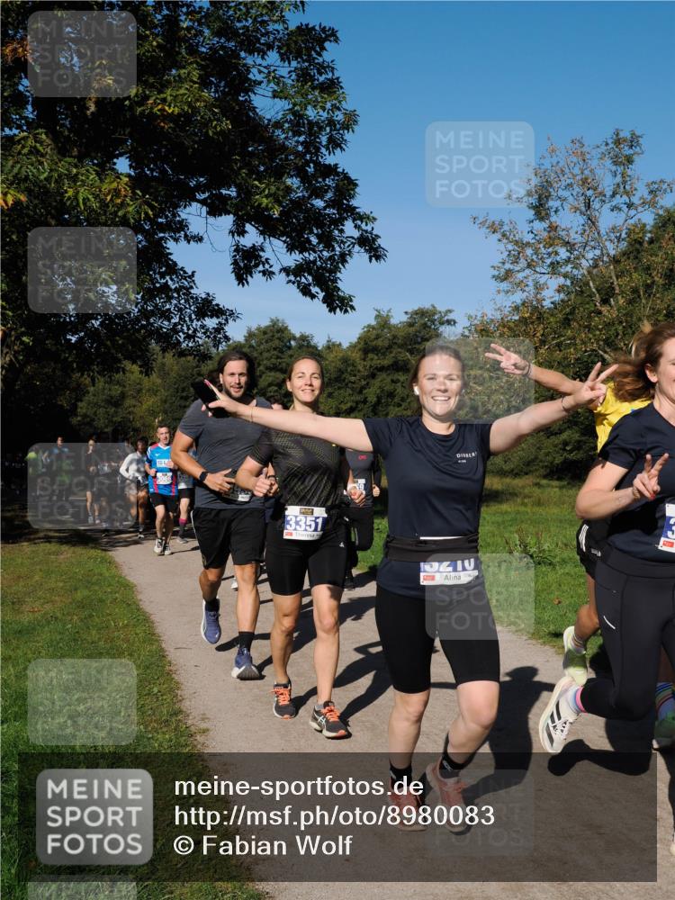 28.09.2025 - 33. Volkslauf durch das schöne Alstertal Fabian Wolf http://msf.ph/oto/8980083 28.09.2025 10:35:05 Laufen 3351, 0410 meine-sportfotos.de