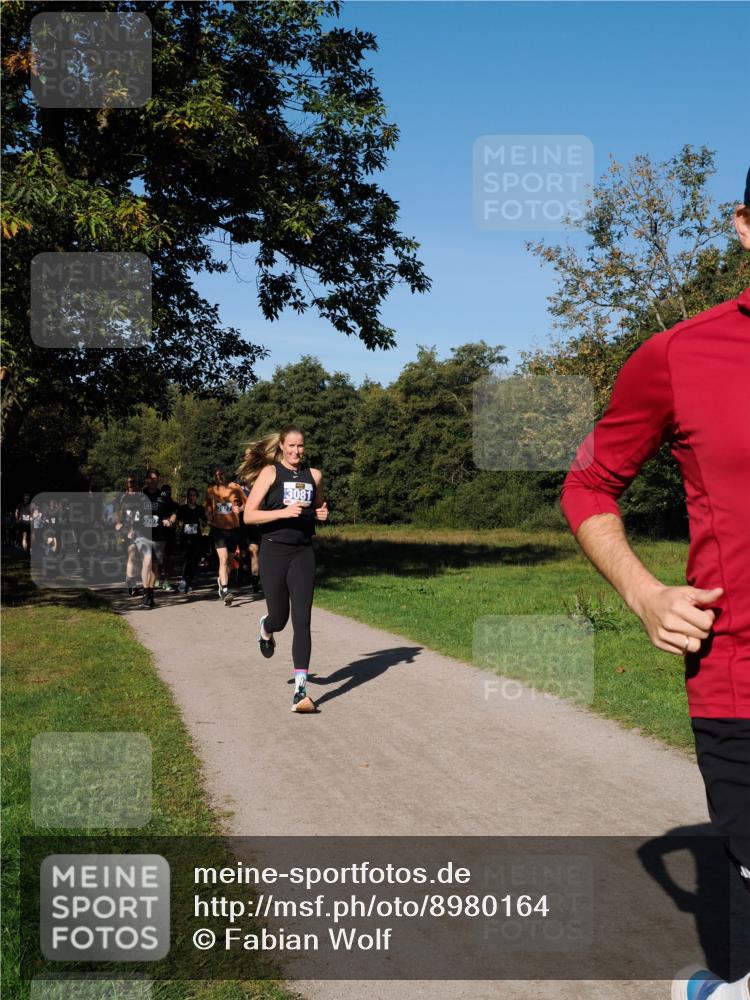 28.09.2025 - 33. Volkslauf durch das schöne Alstertal Fabian Wolf http://msf.ph/oto/8980164 28.09.2025 10:35:18 Laufen 3081 meine-sportfotos.de