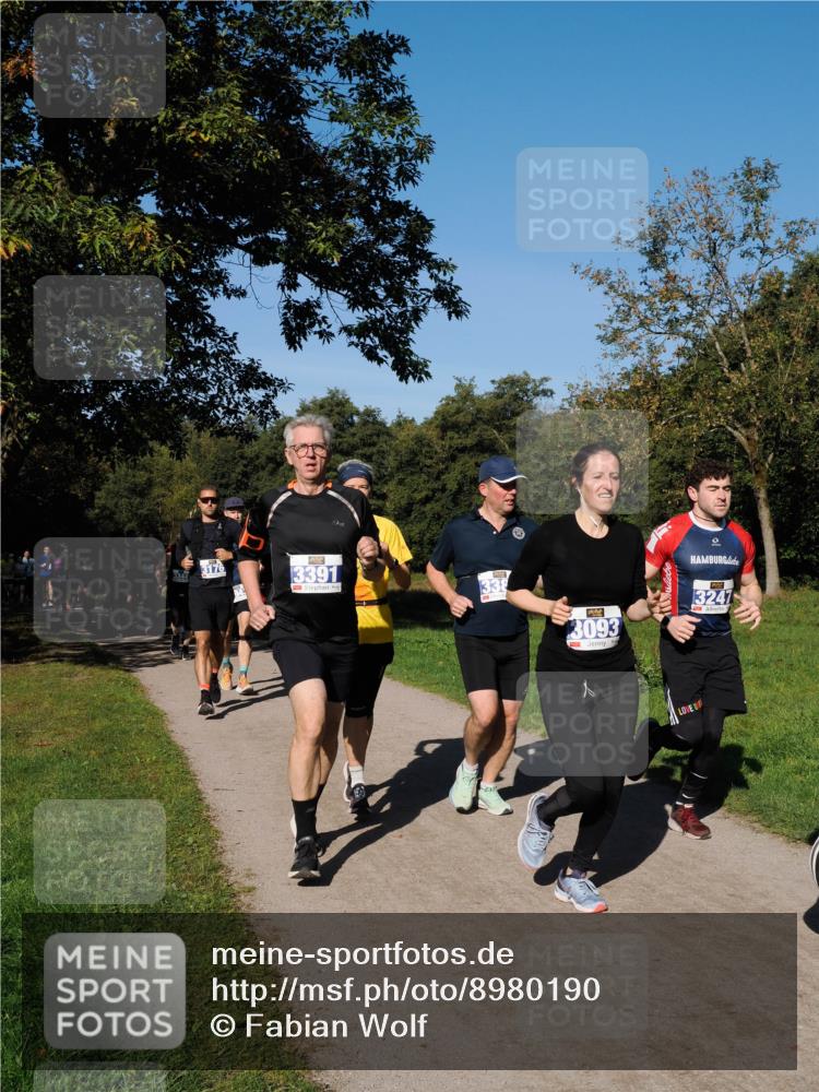28.09.2025 - 33. Volkslauf durch das schöne Alstertal Fabian Wolf http://msf.ph/oto/8980190 28.09.2025 10:35:23 Laufen 3344, 3176, 3391, 3093, 3247 meine-sportfotos.de