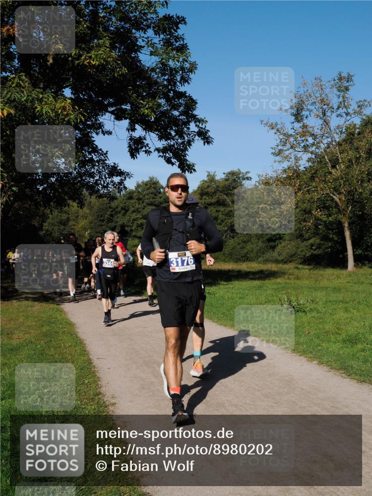 28.09.2025 - 33. Volkslauf durch das schöne Alstertal Fabian Wolf http://msf.ph/oto/8980202 28.09.2025 10:35:25 Laufen 3313, 3176 meine-sportfotos.de