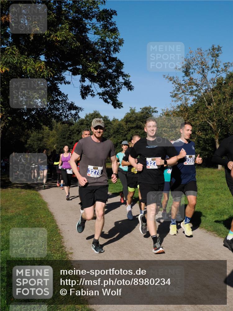 28.09.2025 - 33. Volkslauf durch das schöne Alstertal Fabian Wolf http://msf.ph/oto/8980234 28.09.2025 10:35:30 Laufen 3321, 3048, 3278, 327, 3393 meine-sportfotos.de