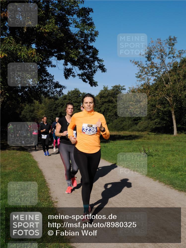 28.09.2025 - 33. Volkslauf durch das schöne Alstertal Fabian Wolf http://msf.ph/oto/8980325 28.09.2025 10:35:41 Laufen 3236, 3177 meine-sportfotos.de