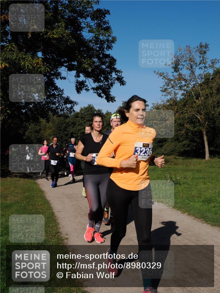 28.09.2025 - 33. Volkslauf durch das schöne Alstertal Fabian Wolf http://msf.ph/oto/8980329 28.09.2025 10:35:41 Laufen 3177, 3236 meine-sportfotos.de