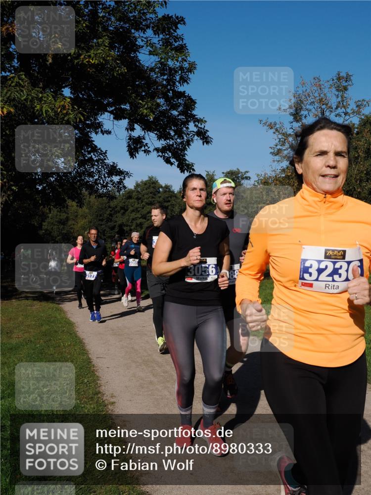 28.09.2025 - 33. Volkslauf durch das schöne Alstertal Fabian Wolf http://msf.ph/oto/8980333 28.09.2025 10:35:41 Laufen 3177, 3056, 3236 meine-sportfotos.de