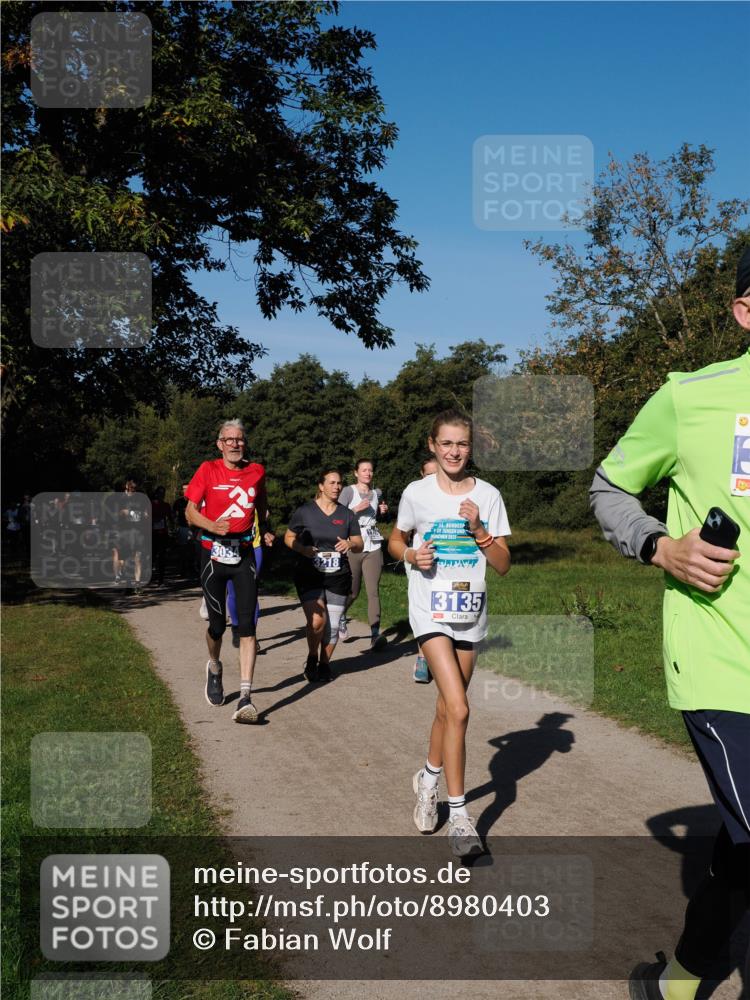 28.09.2025 - 33. Volkslauf durch das schöne Alstertal Fabian Wolf http://msf.ph/oto/8980403 28.09.2025 10:35:53 Laufen 56, 2025, 3135 meine-sportfotos.de