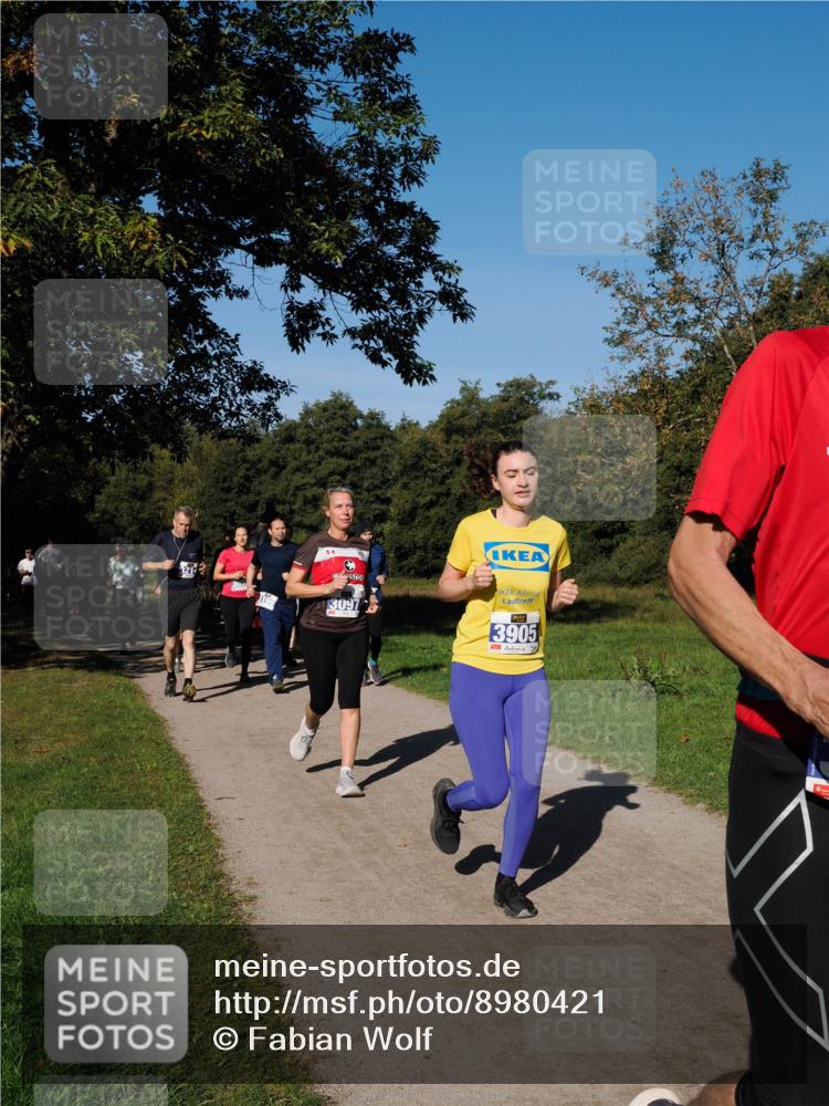 28.09.2025 - 33. Volkslauf durch das schöne Alstertal Fabian Wolf http://msf.ph/oto/8980421 28.09.2025 10:35:56 Laufen 199, 3097, 3905 meine-sportfotos.de