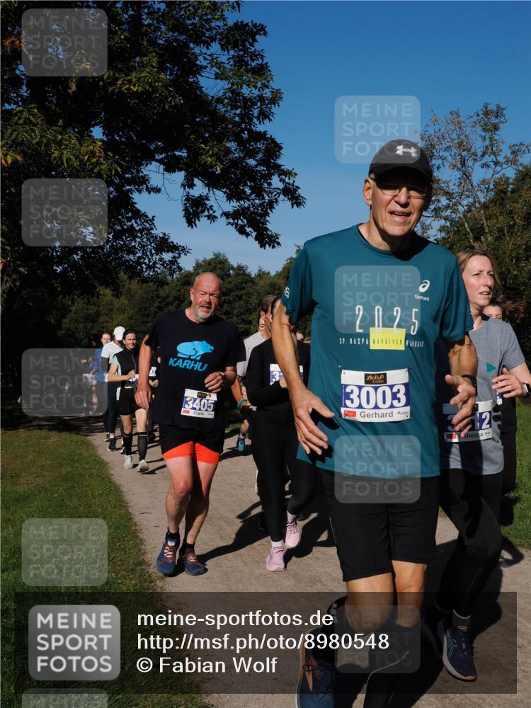 28.09.2025 - 33. Volkslauf durch das schöne Alstertal Fabian Wolf http://msf.ph/oto/8980548 28.09.2025 10:36:15 Laufen 2025, 39, 3405, 3003, 12 meine-sportfotos.de