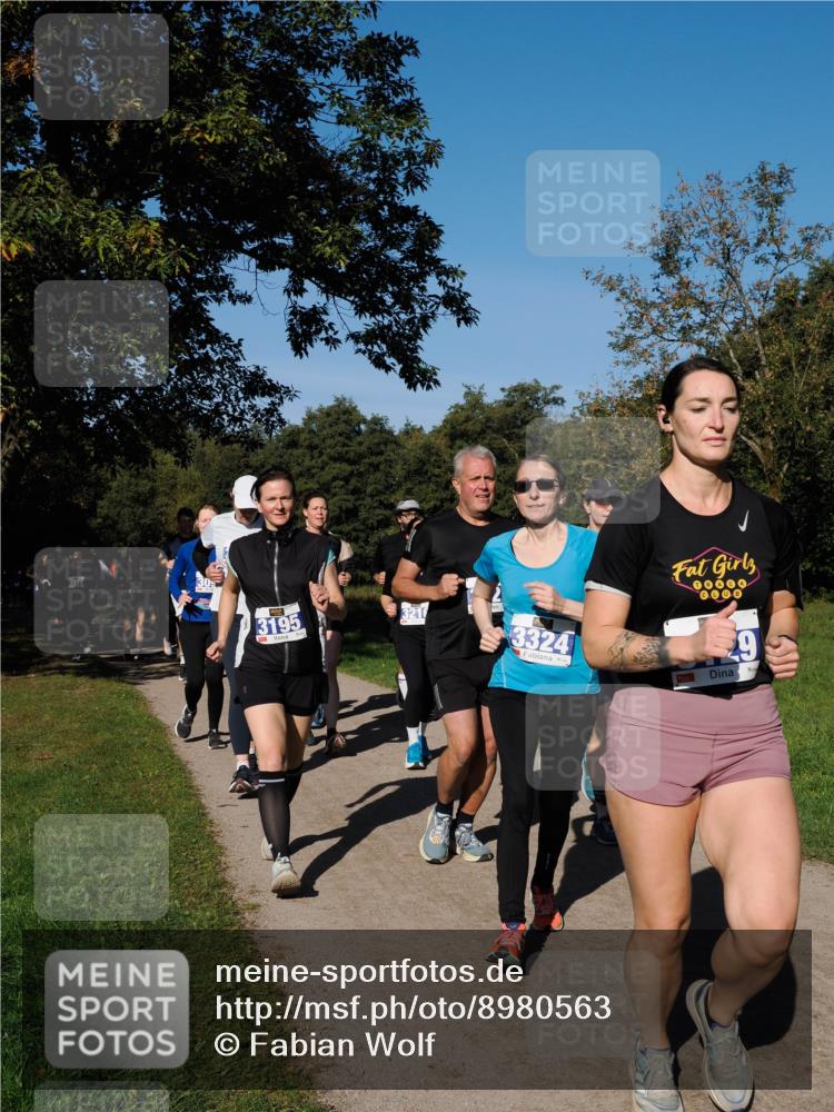 28.09.2025 - 33. Volkslauf durch das schöne Alstertal Fabian Wolf http://msf.ph/oto/8980563 28.09.2025 10:36:17 Laufen 3195, 3324, 0000, 9 meine-sportfotos.de
