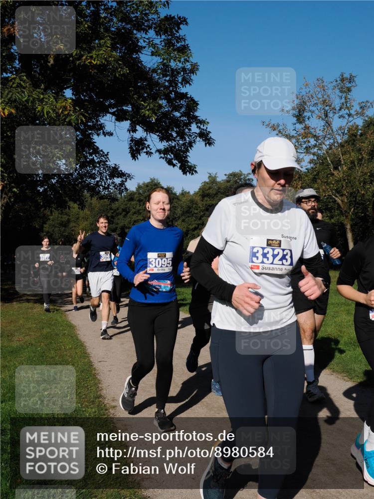 28.09.2025 - 33. Volkslauf durch das schöne Alstertal Fabian Wolf http://msf.ph/oto/8980584 28.09.2025 10:36:19 Laufen 3095, 3323 meine-sportfotos.de