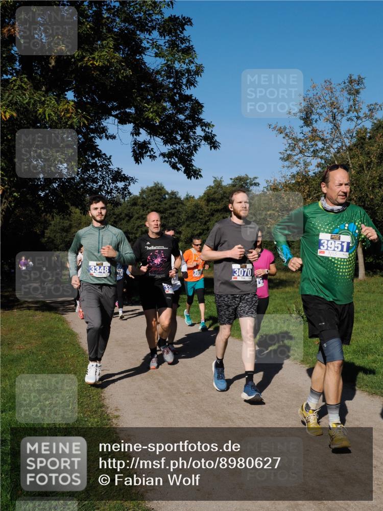 28.09.2025 - 33. Volkslauf durch das schöne Alstertal Fabian Wolf http://msf.ph/oto/8980627 28.09.2025 10:36:25 Laufen 3348, 393, 3070, 19, 3951 meine-sportfotos.de