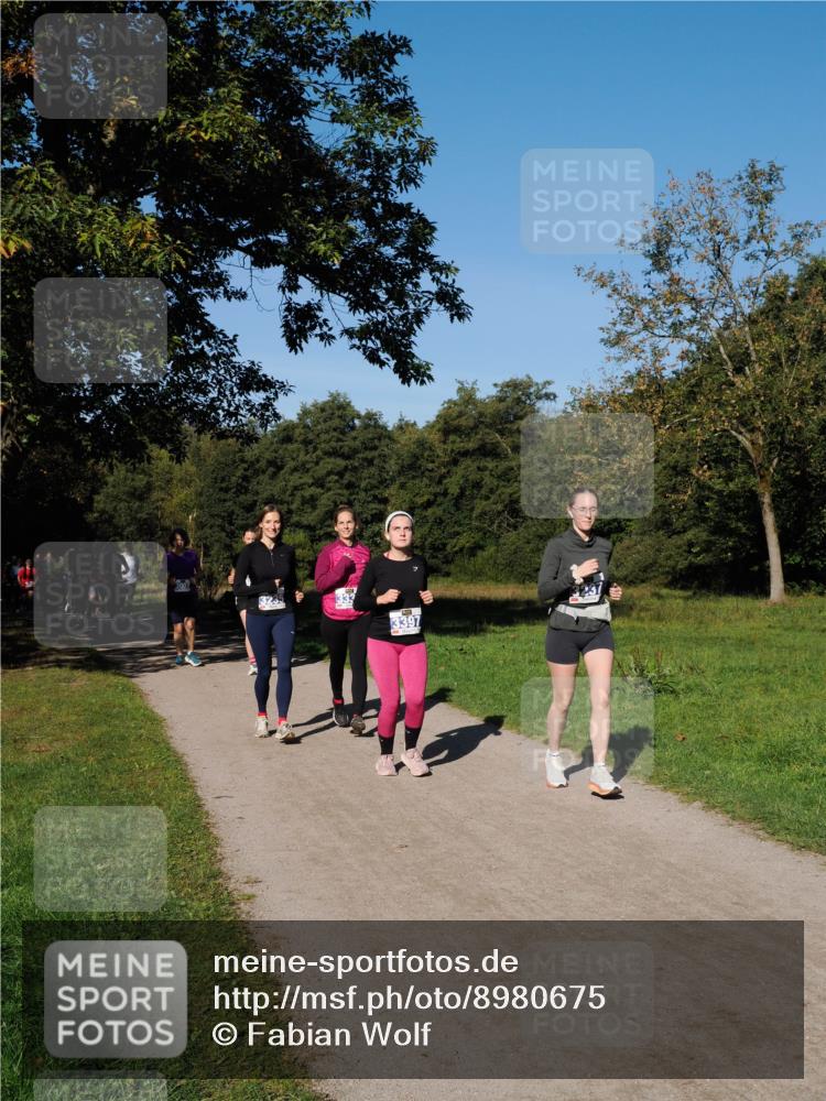 28.09.2025 - 33. Volkslauf durch das schöne Alstertal Fabian Wolf http://msf.ph/oto/8980675 28.09.2025 10:36:32 Laufen 3397 meine-sportfotos.de