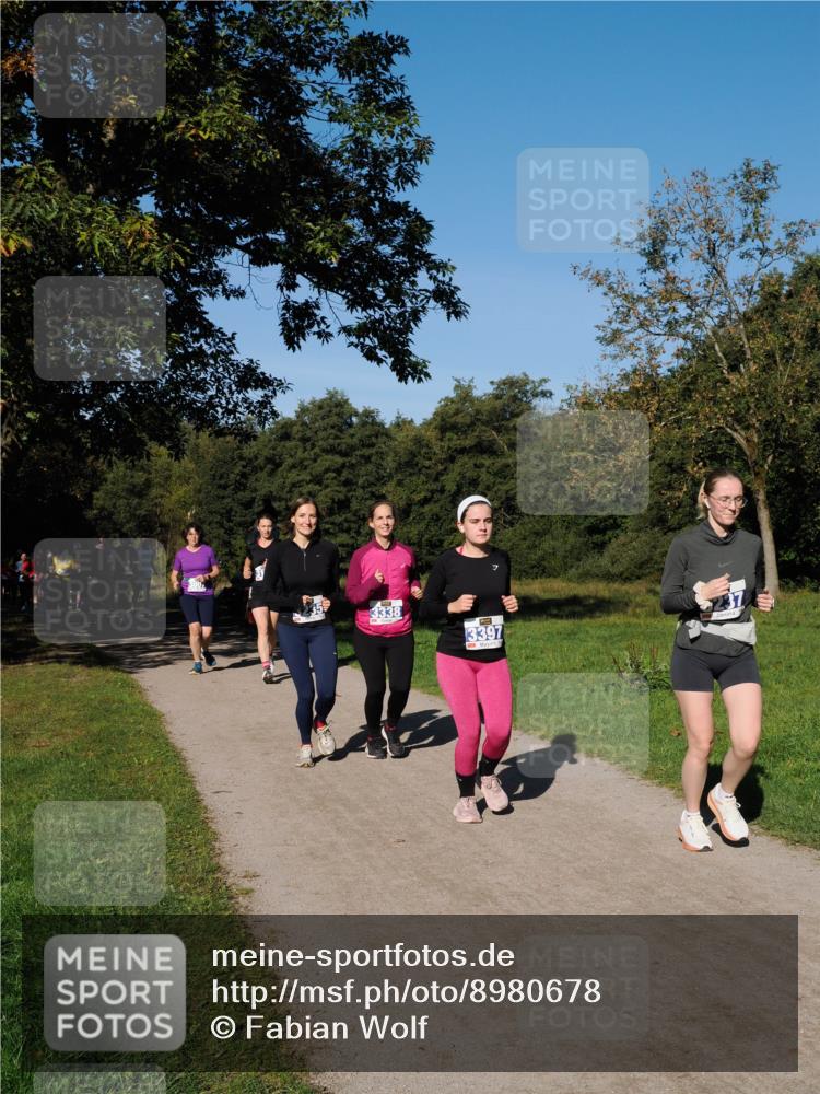28.09.2025 - 33. Volkslauf durch das schöne Alstertal Fabian Wolf http://msf.ph/oto/8980678 28.09.2025 10:36:33 Laufen 3338, 3397 meine-sportfotos.de