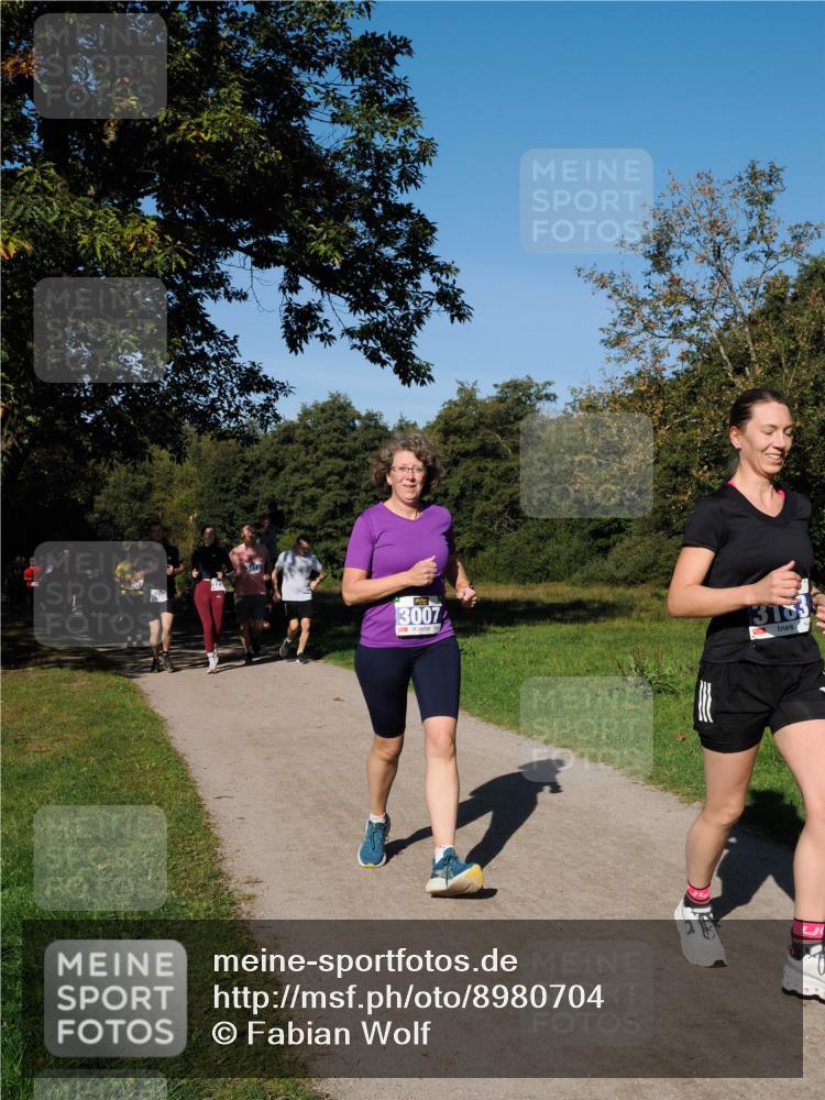 28.09.2025 - 33. Volkslauf durch das schöne Alstertal Fabian Wolf http://msf.ph/oto/8980704 28.09.2025 10:36:37 Laufen 3007 meine-sportfotos.de
