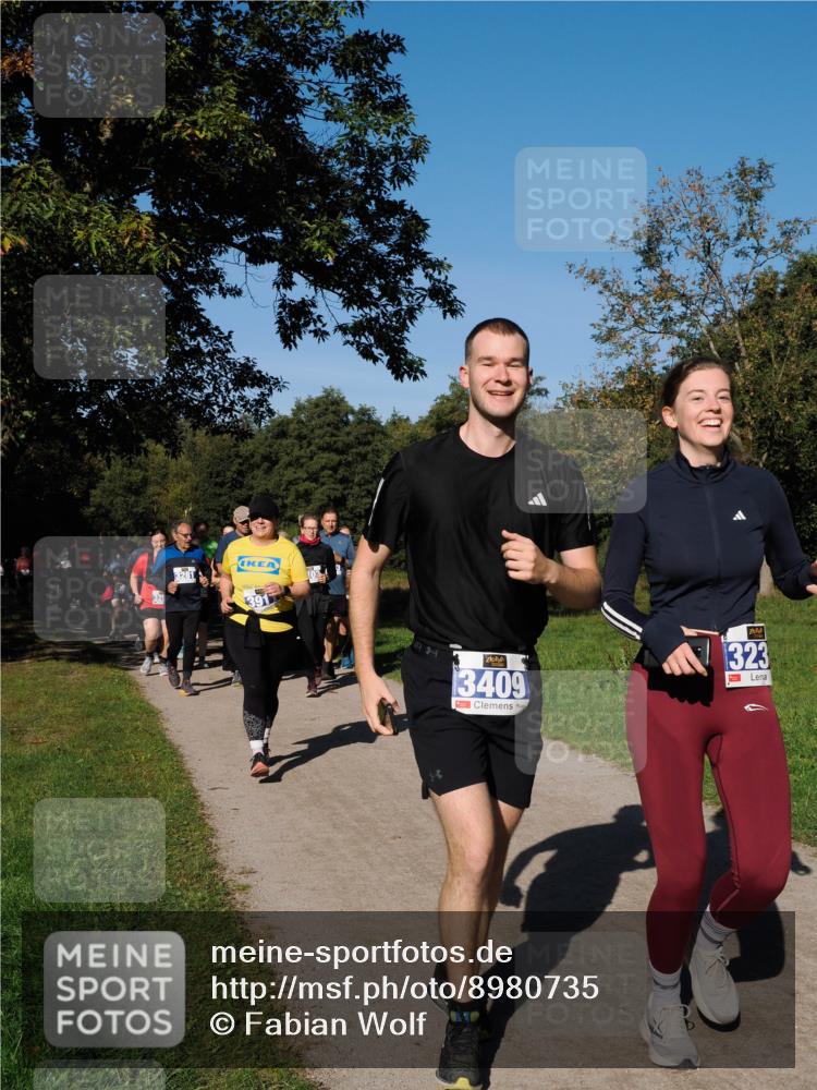 28.09.2025 - 33. Volkslauf durch das schöne Alstertal Fabian Wolf http://msf.ph/oto/8980735 28.09.2025 10:36:42 Laufen 3281, 13409, 323 meine-sportfotos.de