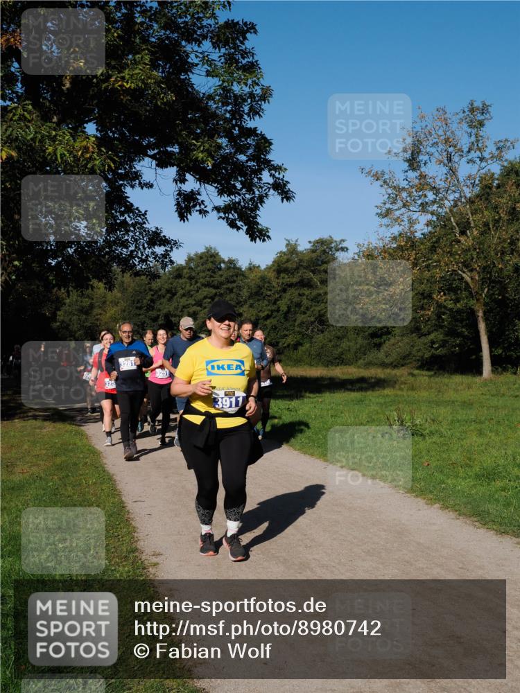 28.09.2025 - 33. Volkslauf durch das schöne Alstertal Fabian Wolf http://msf.ph/oto/8980742 28.09.2025 10:36:43 Laufen 3281, 3251, 3911 meine-sportfotos.de