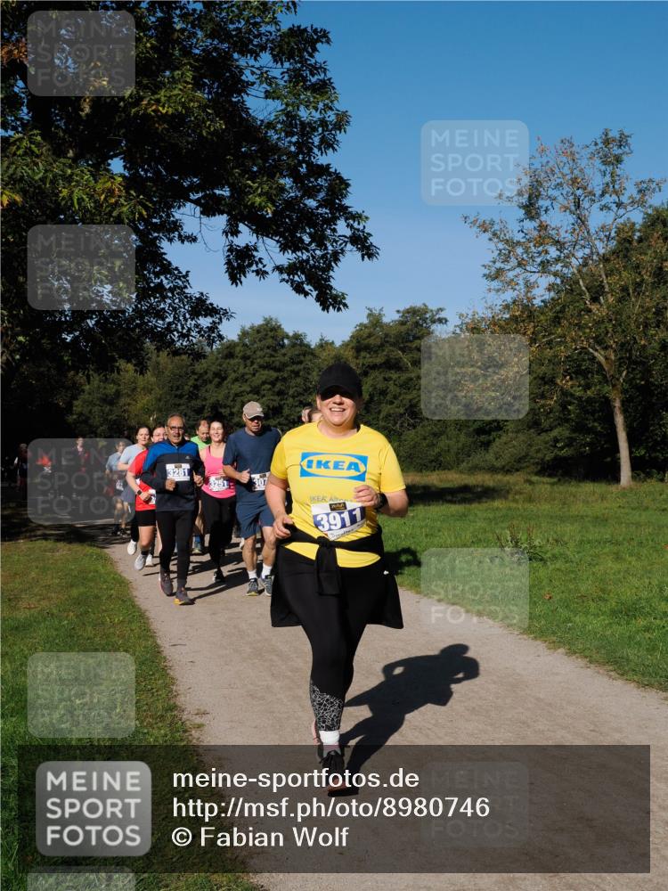 28.09.2025 - 33. Volkslauf durch das schöne Alstertal Fabian Wolf http://msf.ph/oto/8980746 28.09.2025 10:36:44 Laufen 3281, 307, 3911 meine-sportfotos.de