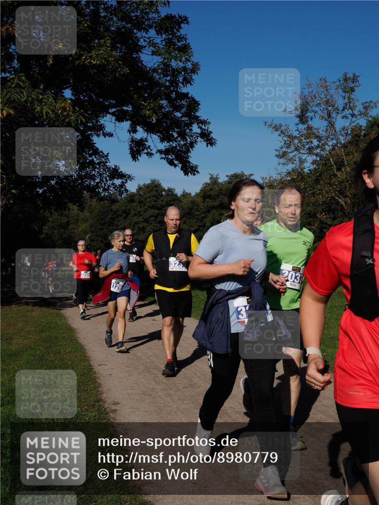 28.09.2025 - 33. Volkslauf durch das schöne Alstertal Fabian Wolf http://msf.ph/oto/8980779 28.09.2025 10:36:48 Laufen 3289, 126, 325, 13, 2031 meine-sportfotos.de