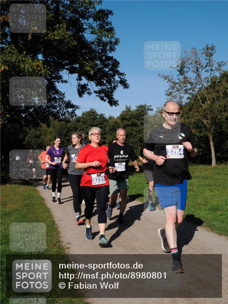 28.09.2025 - 33. Volkslauf durch das schöne Alstertal Fabian Wolf http://msf.ph/oto/8980801 28.09.2025 10:36:51 Laufen 34, 3258, 3398, 3289, 3284 meine-sportfotos.de