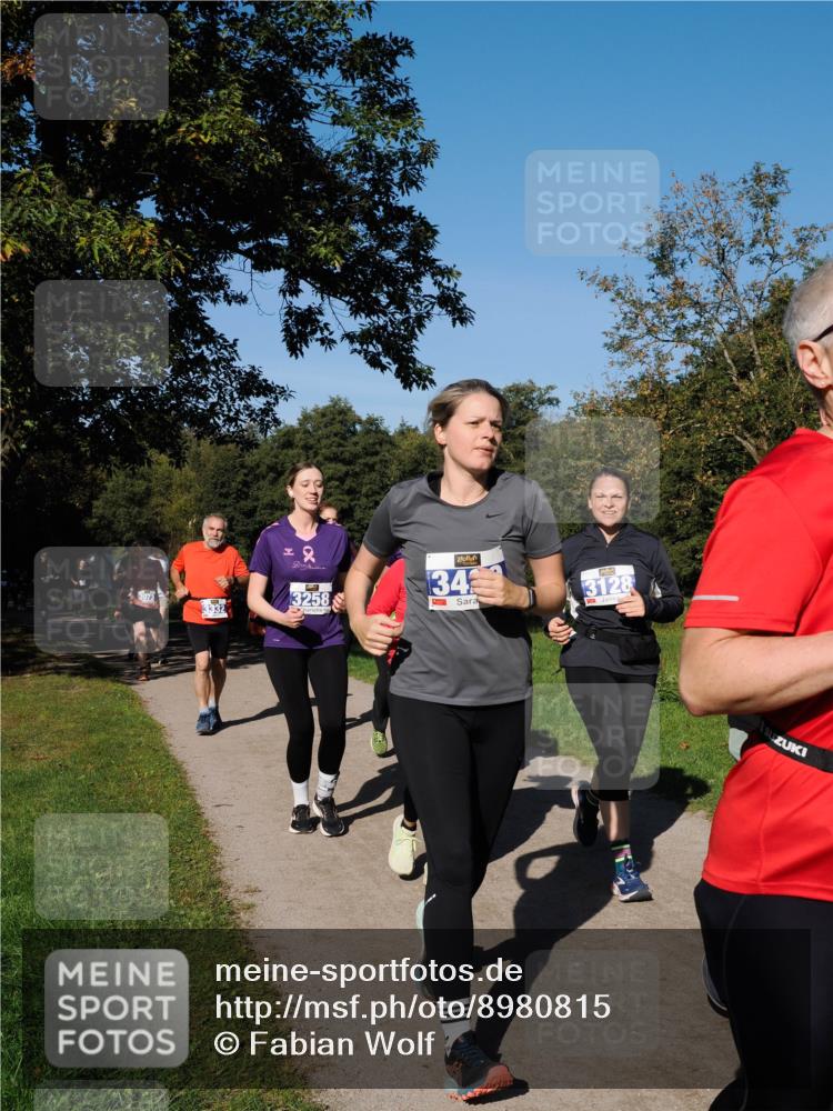 28.09.2025 - 33. Volkslauf durch das schöne Alstertal Fabian Wolf http://msf.ph/oto/8980815 28.09.2025 10:36:53 Laufen 3332, 3258, 34, 3128 meine-sportfotos.de