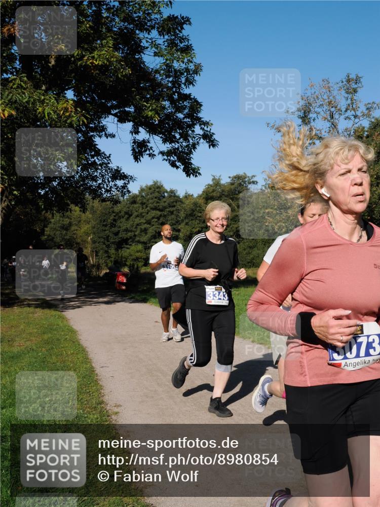 28.09.2025 - 33. Volkslauf durch das schöne Alstertal Fabian Wolf http://msf.ph/oto/8980854 28.09.2025 10:36:59 Laufen 3343, 21, 3073 meine-sportfotos.de