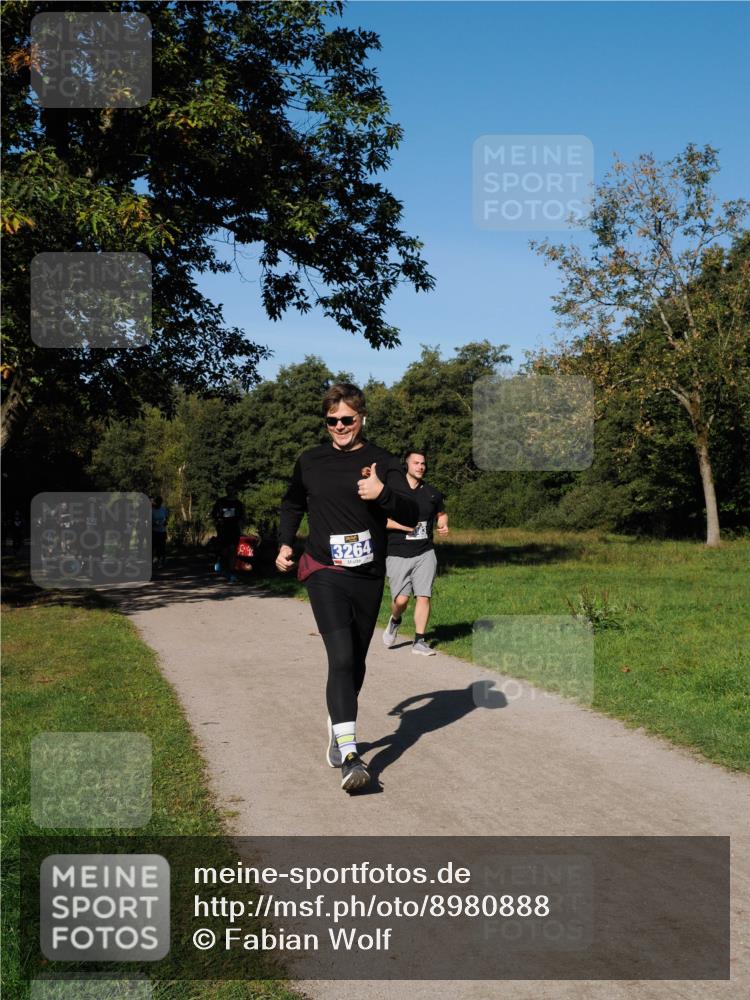 28.09.2025 - 33. Volkslauf durch das schöne Alstertal Fabian Wolf http://msf.ph/oto/8980888 28.09.2025 10:37:05 Laufen 3264 meine-sportfotos.de