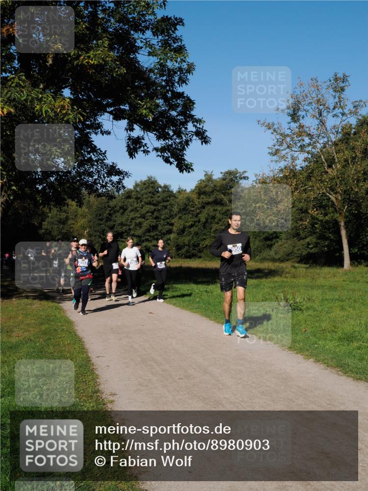 28.09.2025 - 33. Volkslauf durch das schöne Alstertal Fabian Wolf http://msf.ph/oto/8980903 28.09.2025 10:37:10 Laufen 3165, 950 meine-sportfotos.de